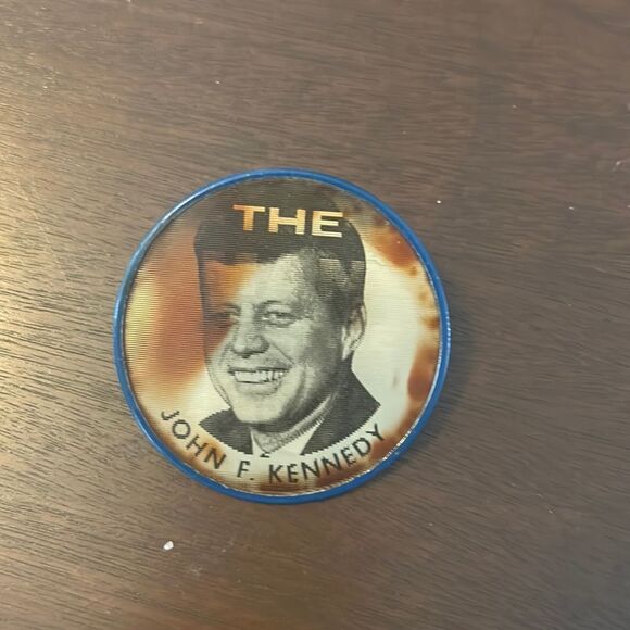 John F Kennedy, Penn reflective - Picture 1 of 2
